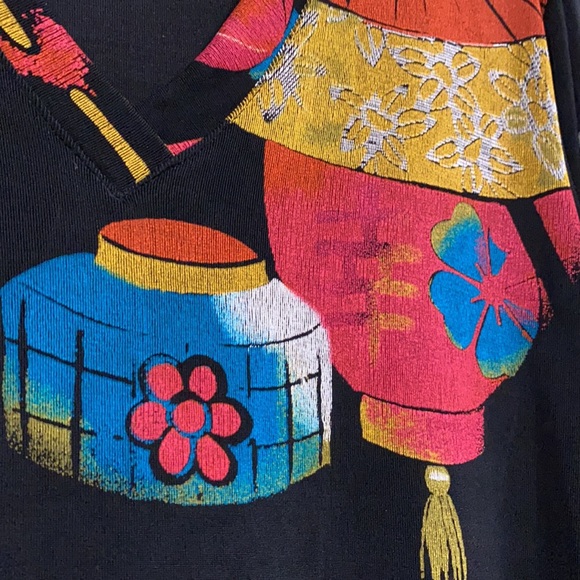 Chicos Travelers V-neck Tunic - Picture 3 of 8